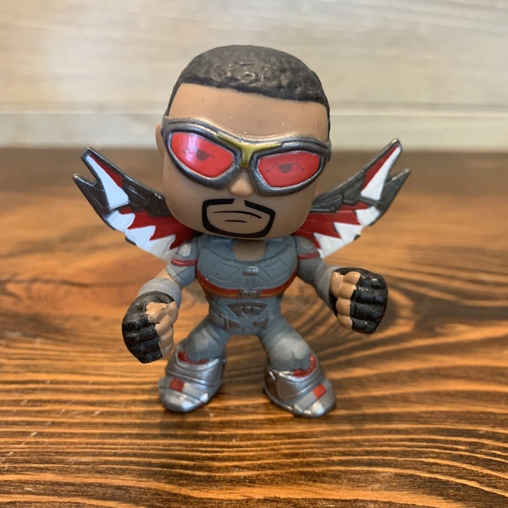 Funko Mystery Mini Marvel Captain America: Civil War FALCON Vinyl Bobblehead